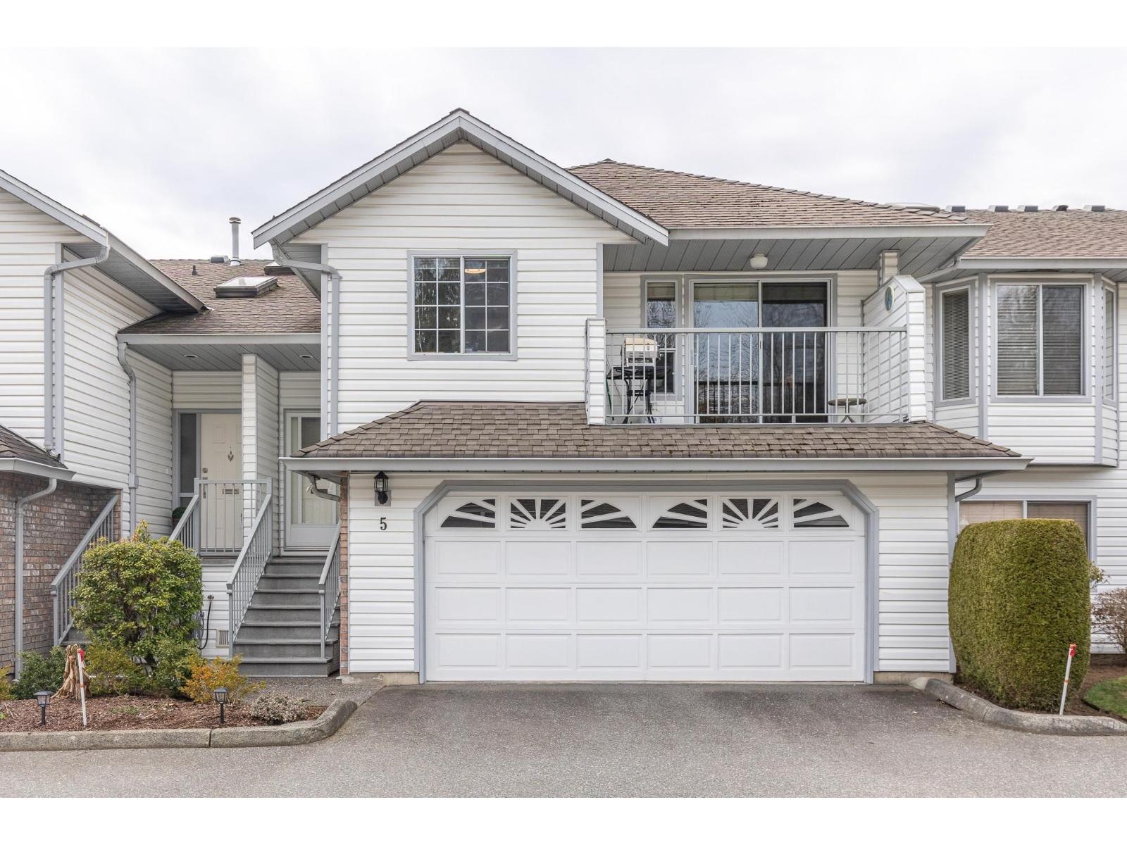 5 2988 HORN STREET, Abbotsford, British Columbia