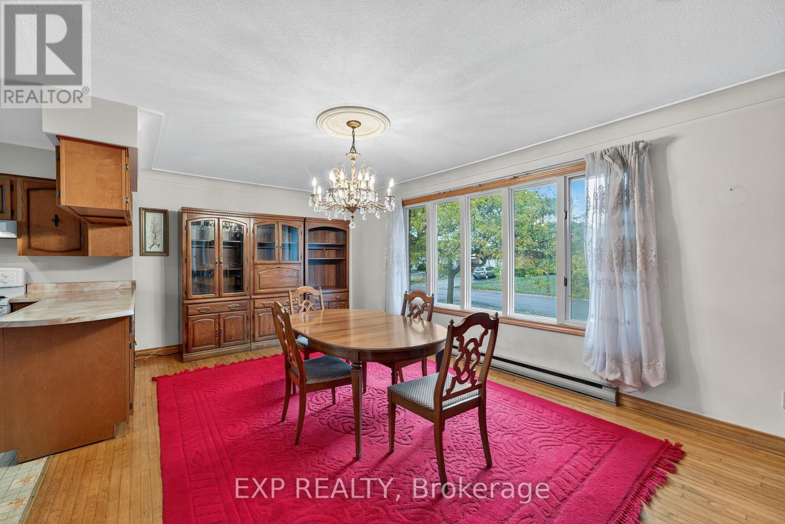 147 Inverness Crescent, Kingston, Ontario  K7M 6G9 - Photo 10 - X12456924