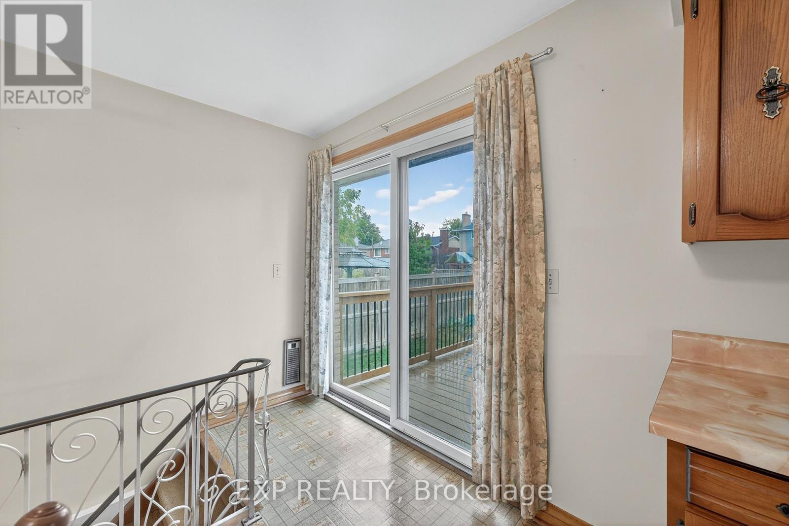 147 Inverness Crescent, Kingston, Ontario  K7M 6G9 - Photo 13 - X12456924