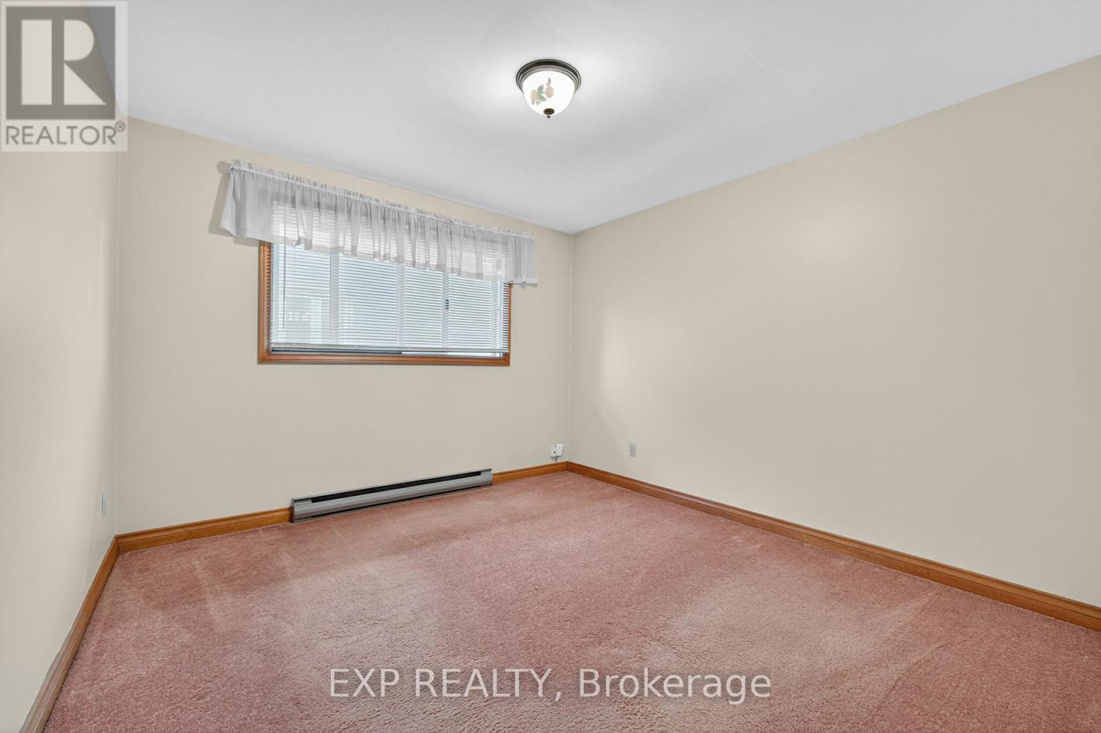 147 Inverness Crescent, Kingston, Ontario  K7M 6G9 - Photo 18 - X12456924