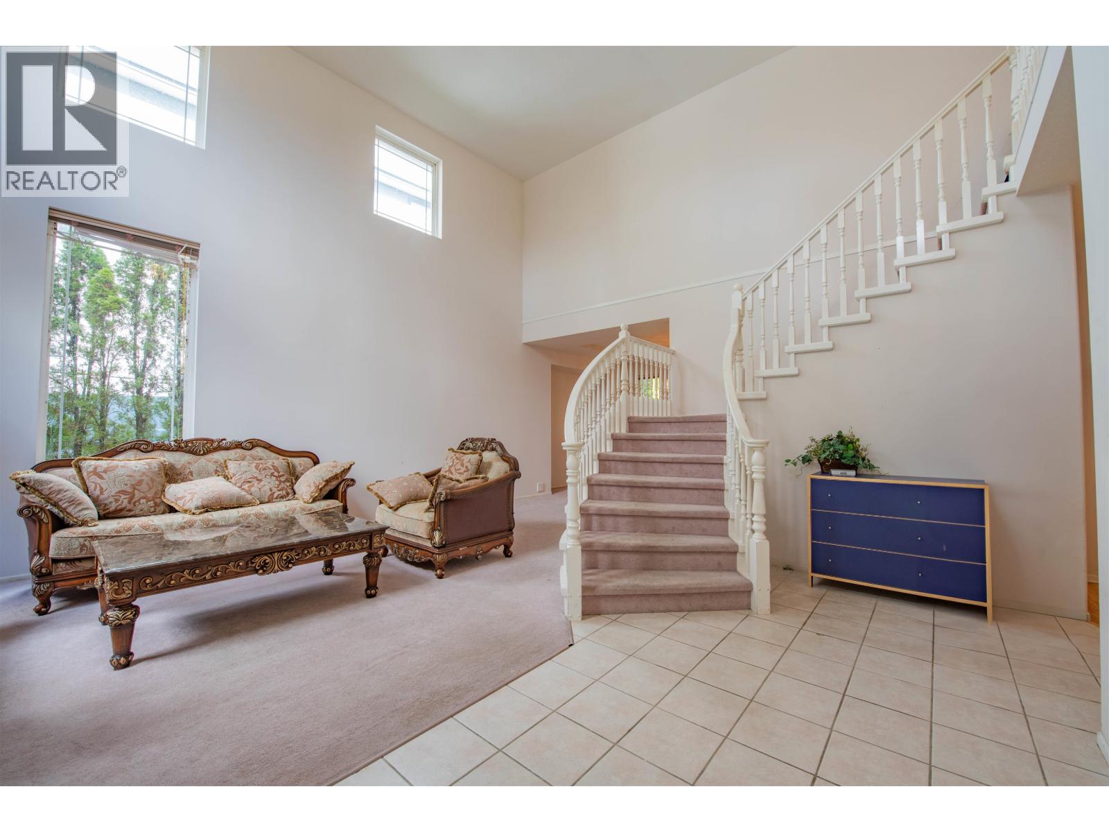 1645 Pinetree Way, Coquitlam, British Columbia  V3E 3B7 - Photo 3 - R3057407
