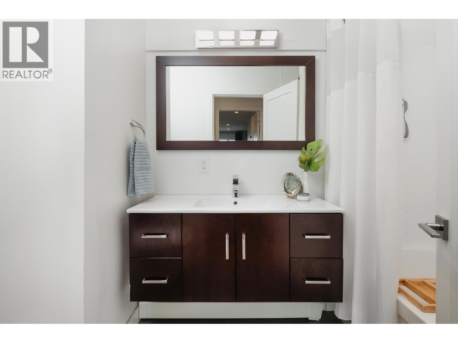 1095 W Keith Road, North Vancouver, British Columbia  V7P 1Y6 - Photo 17 - R3057414