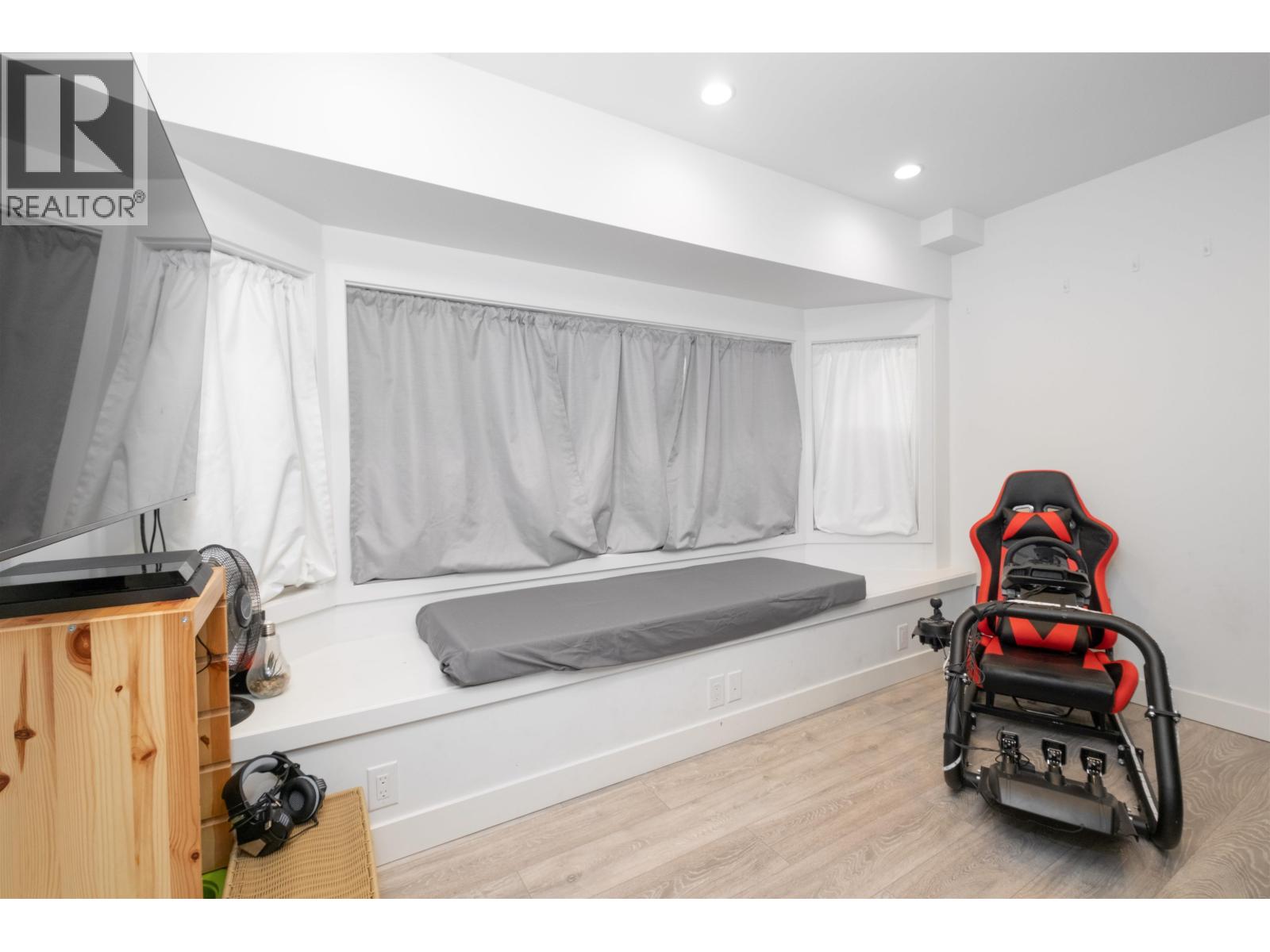 1095 W Keith Road, North Vancouver, British Columbia  V7P 1Y6 - Photo 21 - R3057414
