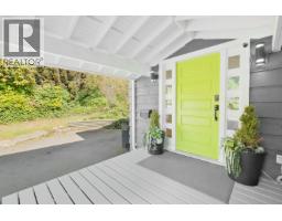 1095 W KEITH ROAD, North Vancouver, British Columbia