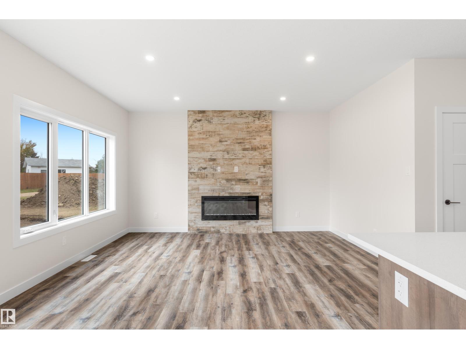 5121 53a Av, Legal, Alberta  T0G 1L0 - Photo 4 - E4461692