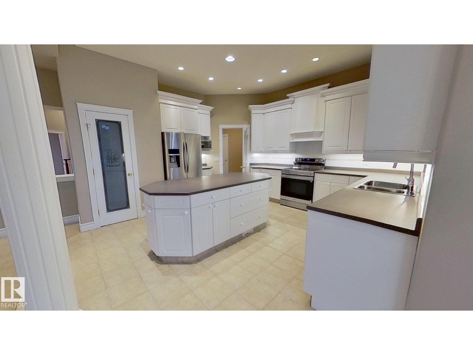 1 Kelso Ct, St. Albert, Alberta  T8N 6W5 - Photo 9 - E4461693