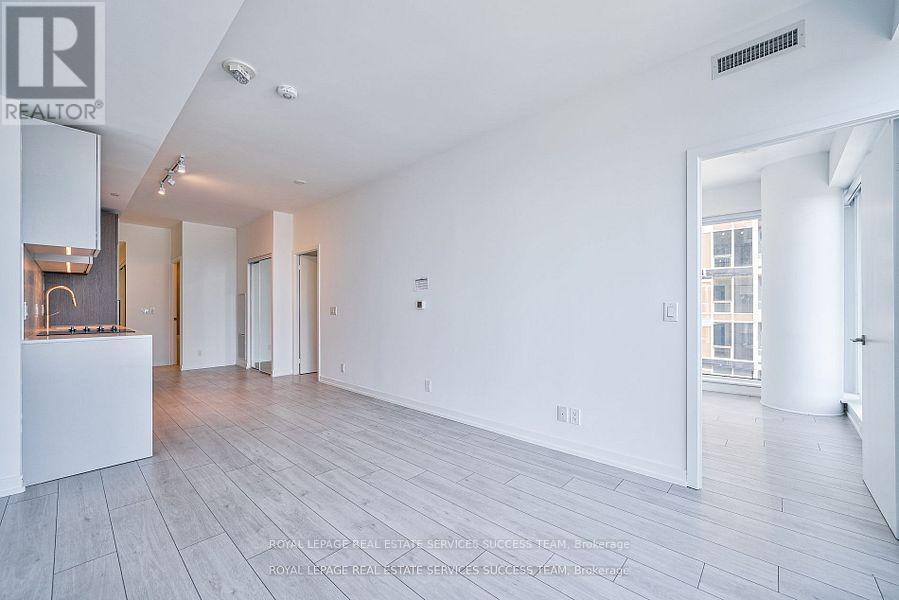 4711 - 55 Mercer Street, Toronto, Ontario  M5V 3W2 - Photo 21 - C12456914