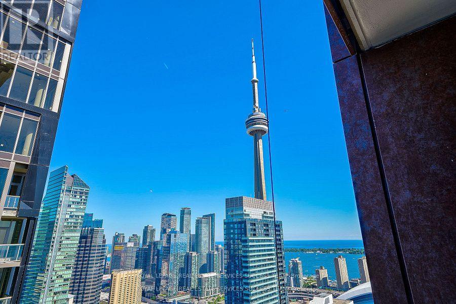4711 - 55 Mercer Street, Toronto, Ontario  M5V 3W2 - Photo 3 - C12456914