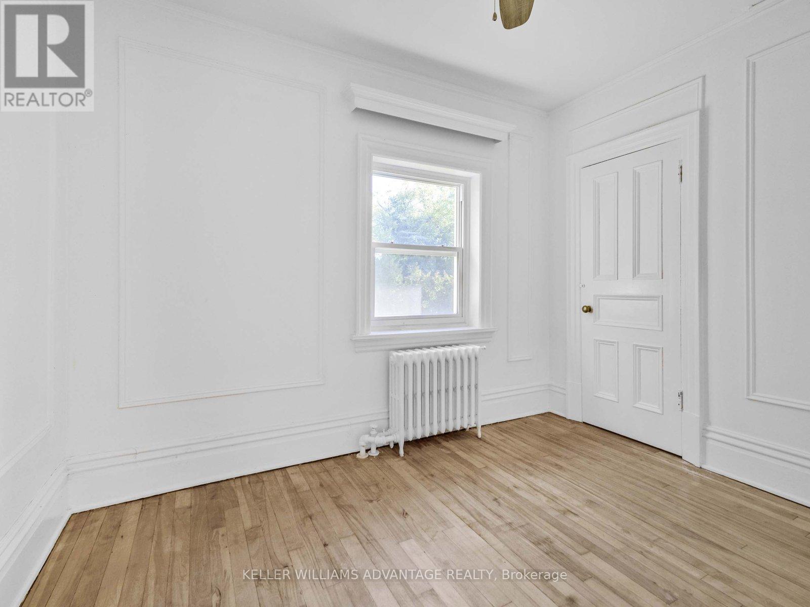 2nd Floor Unit 3 - 347 Walmer Road, Toronto, Ontario  M5R 2Y3 - Photo 11 - C12456915
