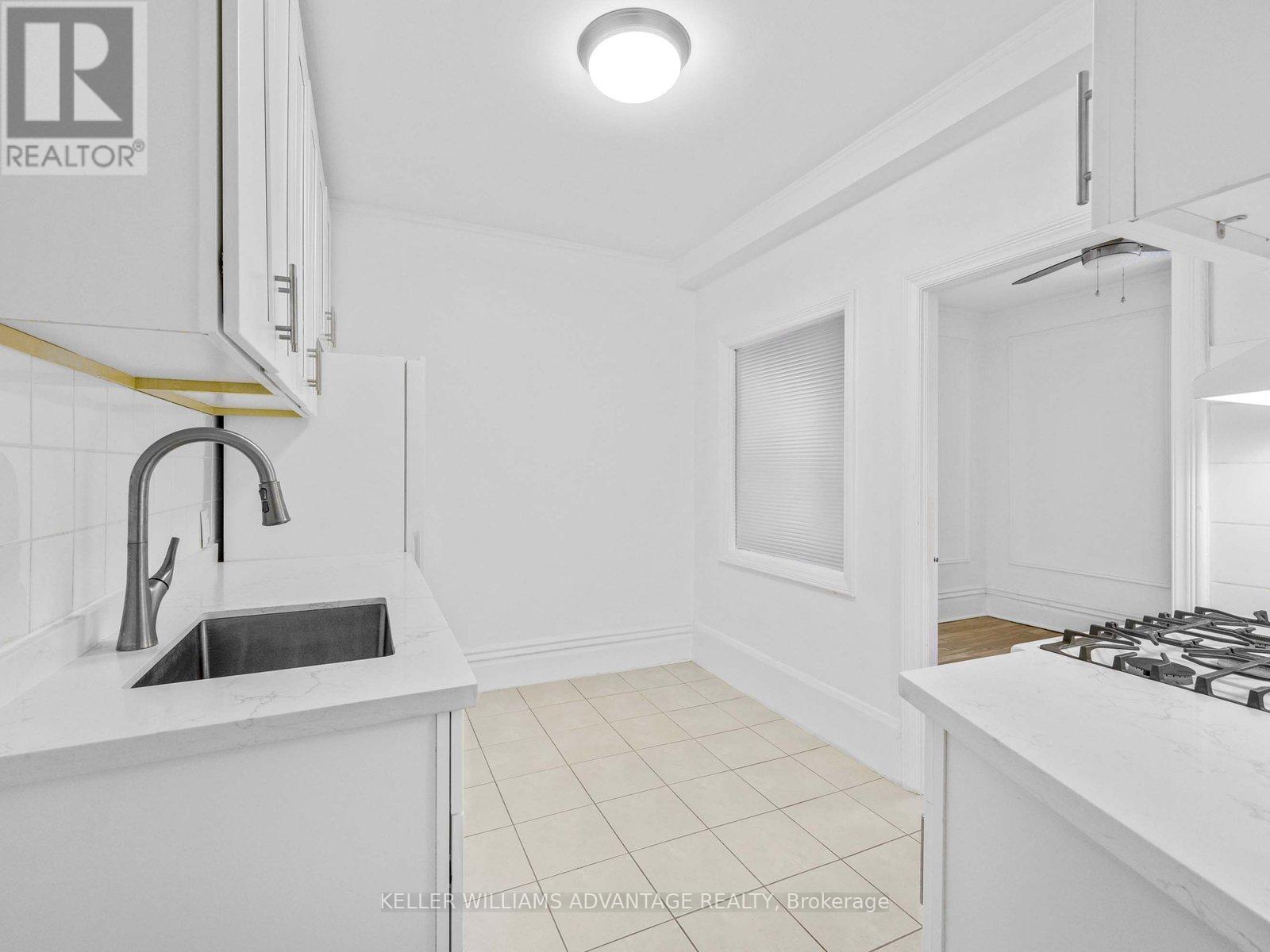 2nd Floor Unit 3 - 347 Walmer Road, Toronto, Ontario  M5R 2Y3 - Photo 19 - C12456915