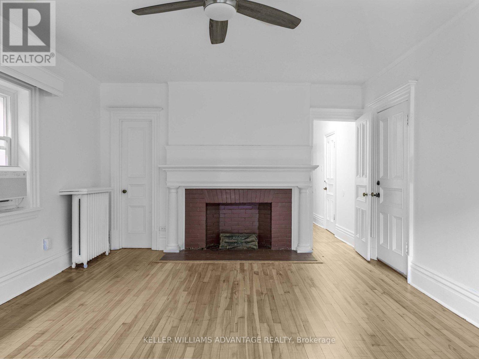 2nd Floor Unit 3 - 347 Walmer Road, Toronto, Ontario  M5R 2Y3 - Photo 4 - C12456915