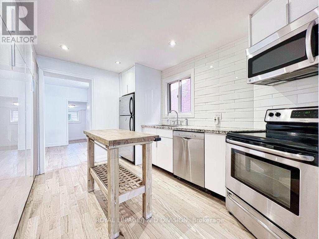 92 Massey Street, Toronto, Ontario  M6J 2T4 - Photo 10 - C12456920