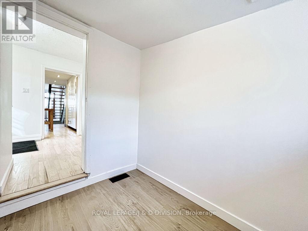92 Massey Street, Toronto, Ontario  M6J 2T4 - Photo 16 - C12456920