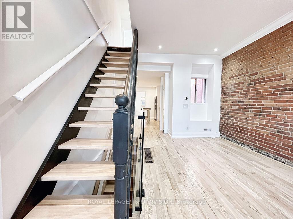 92 Massey Street, Toronto, Ontario  M6J 2T4 - Photo 19 - C12456920