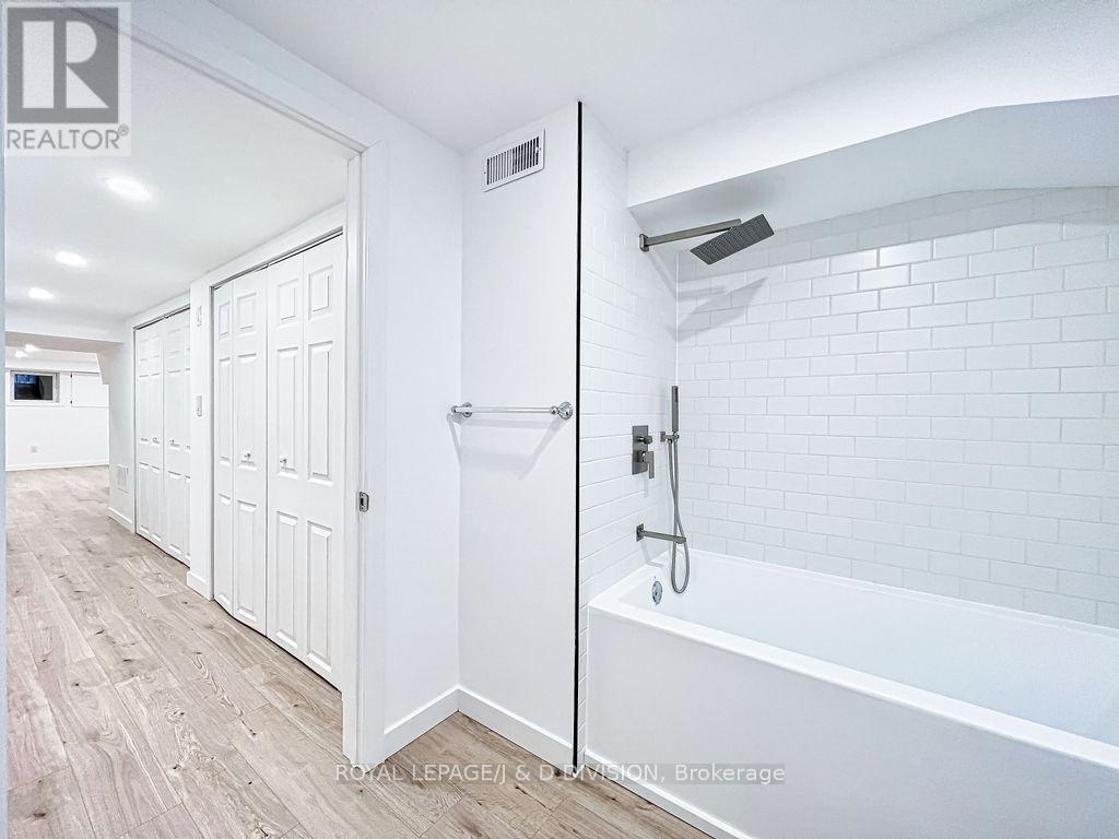 92 Massey Street, Toronto, Ontario  M6J 2T4 - Photo 38 - C12456920