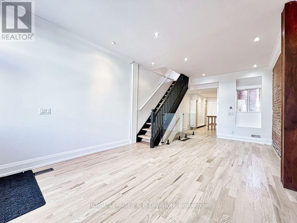 92 Massey Street, Toronto, Ontario  M6J 2T4 - Photo 8 - C12456920