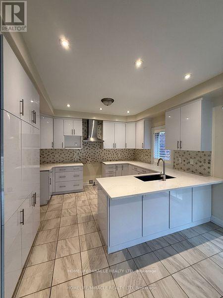 697 Audley Road S, Ajax, Ontario  L1Z 0T7 - Photo 8 - E12456939