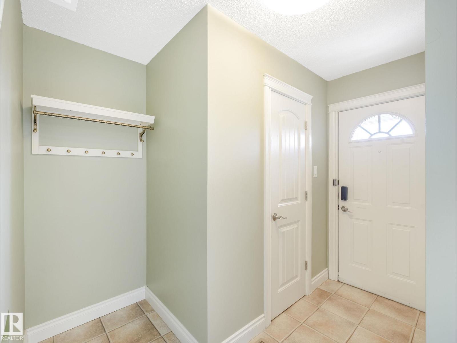 1170 Millbourne E Nw, Edmonton, Alberta  T6K 1W1 - Photo 7 - E4450343