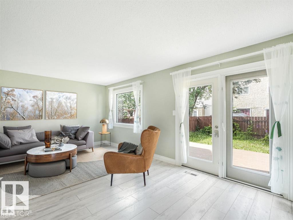 1170 Millbourne E Nw, Edmonton, Alberta  T6K 1W1 - Photo 11 - E4450343