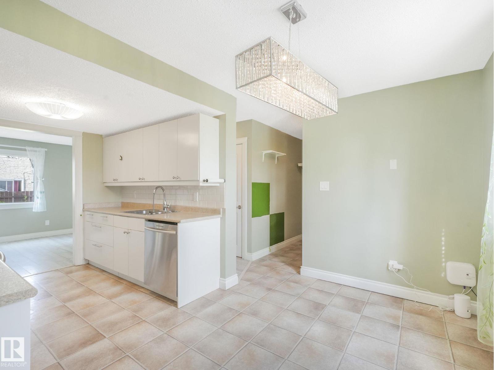 1170 Millbourne E Nw, Edmonton, Alberta  T6K 1W1 - Photo 31 - E4450343