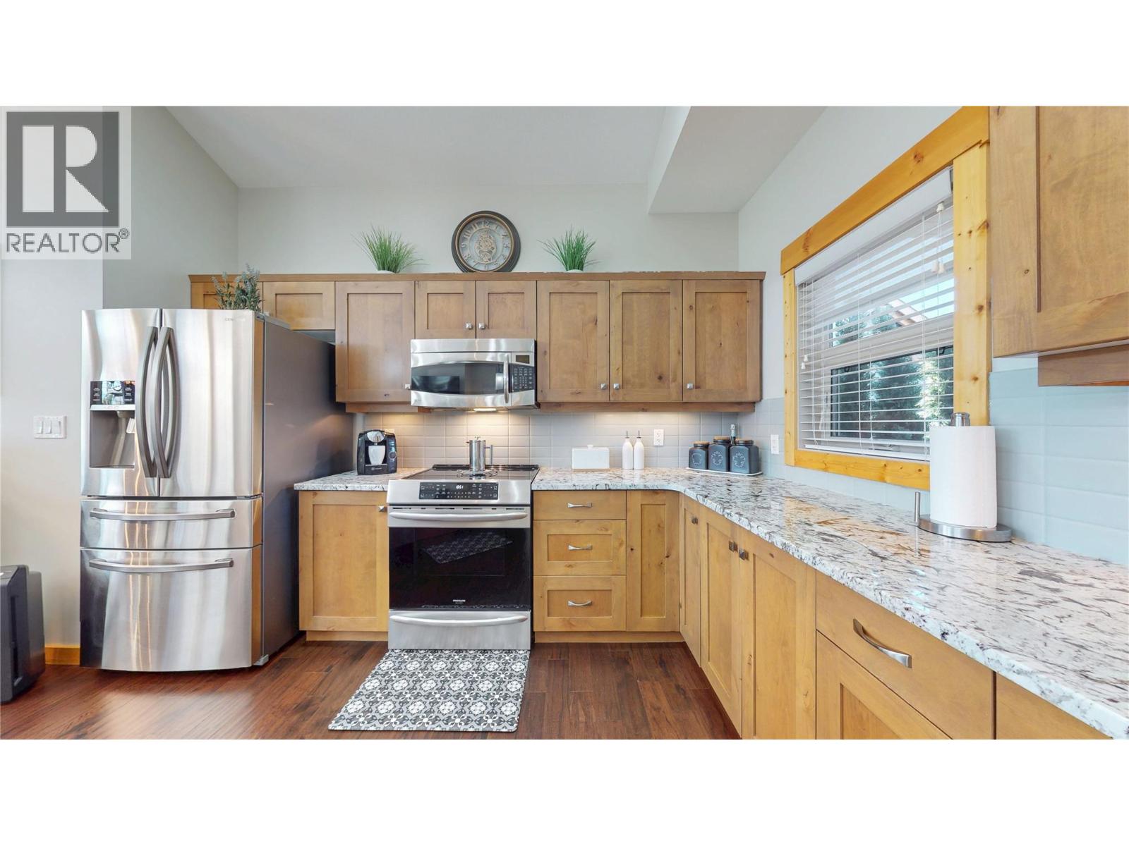 230 Boulder Creek, Cranbrook, British Columbia  V1C 0B4 - Photo 6 - 10365550