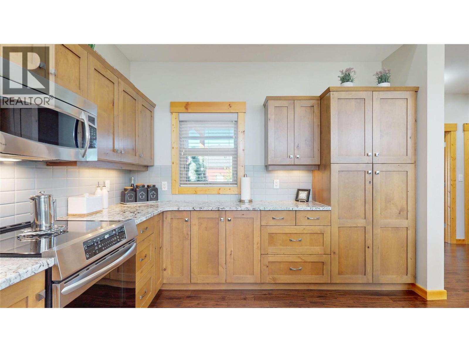 230 Boulder Creek, Cranbrook, British Columbia  V1C 0B4 - Photo 7 - 10365550