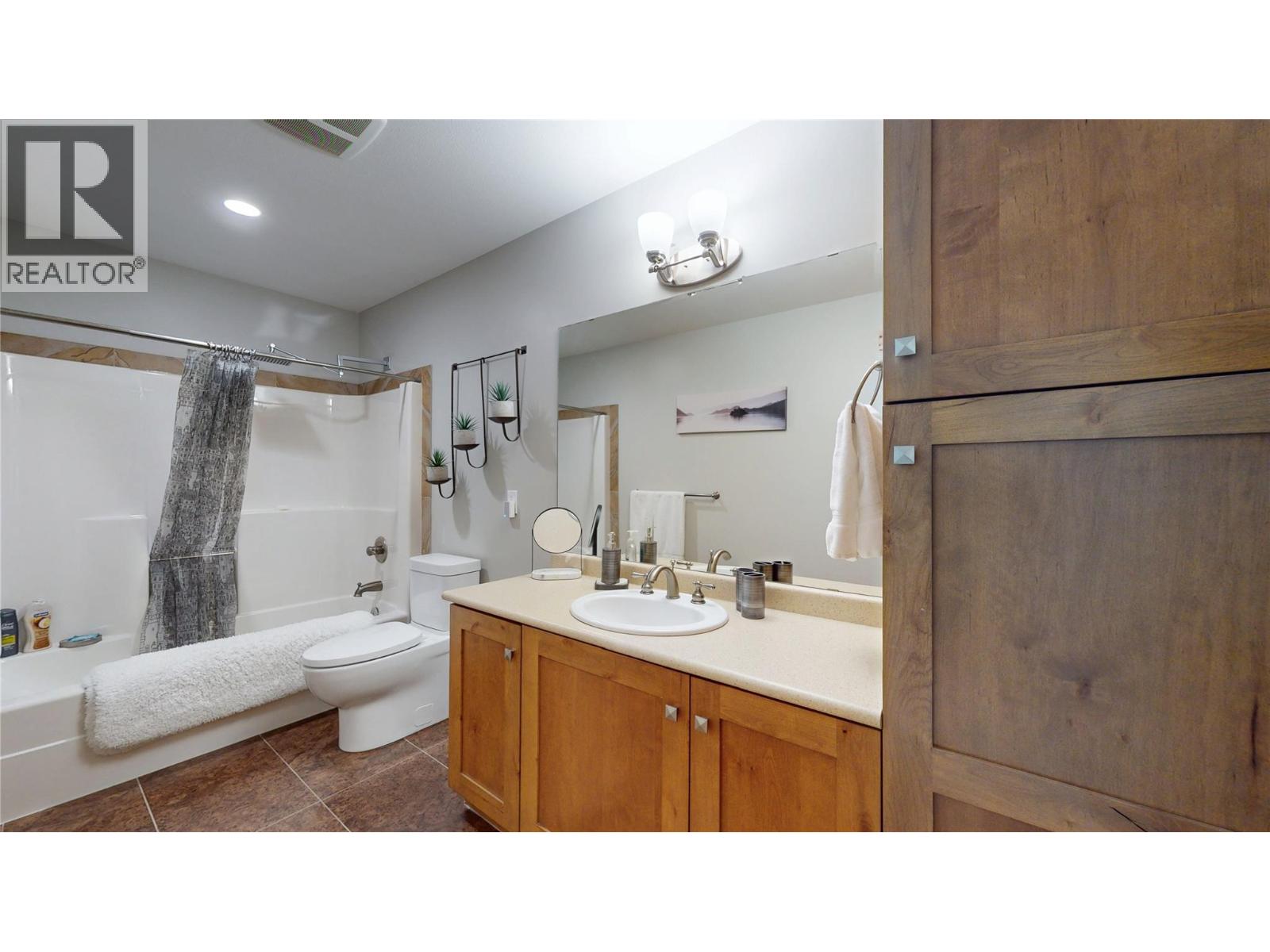230 Boulder Creek, Cranbrook, British Columbia  V1C 0B4 - Photo 24 - 10365550