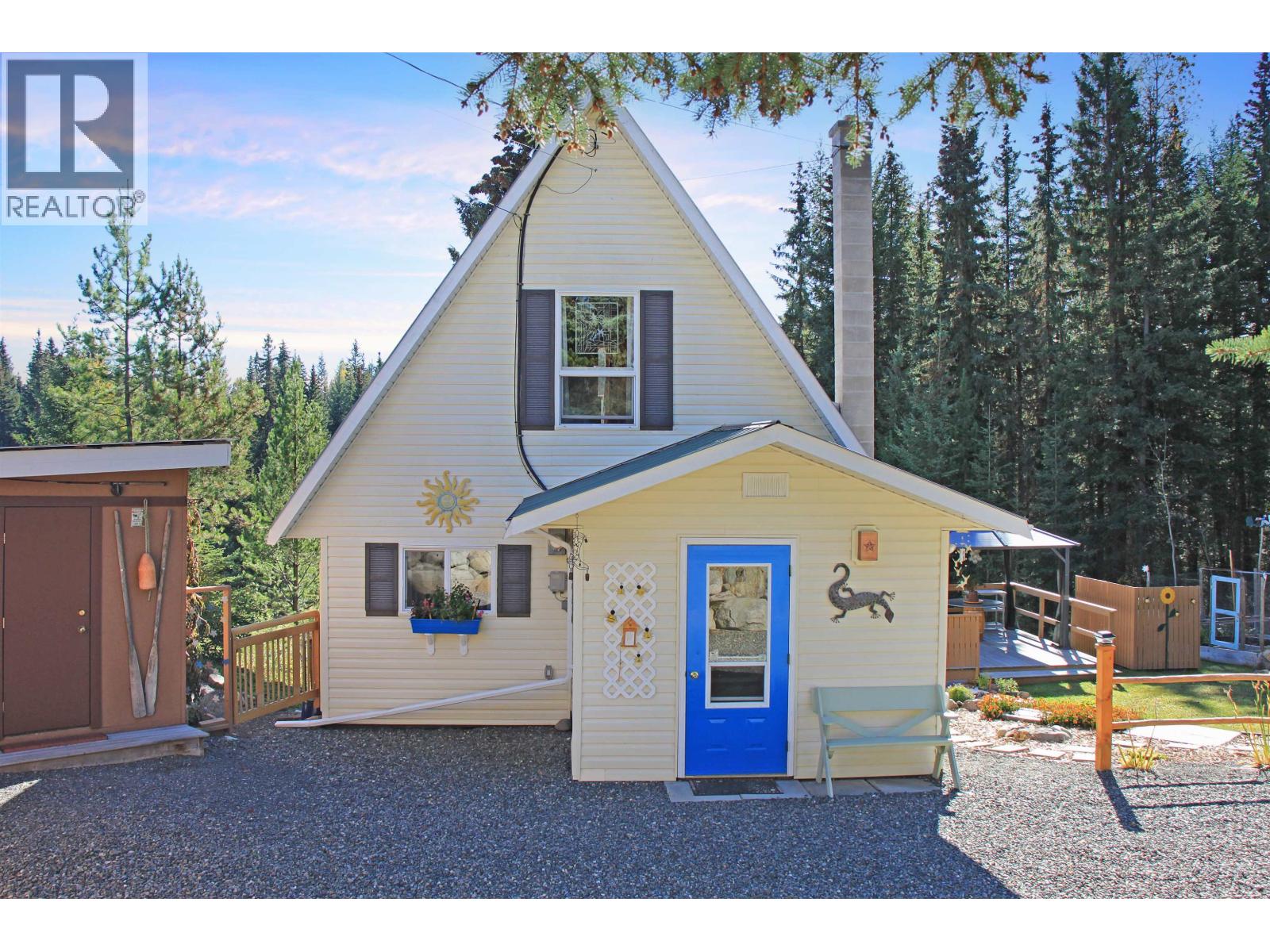 7464 BURGESS ROAD, Deka Lake / Sulphurous / Hathaway Lakes, British Columbia