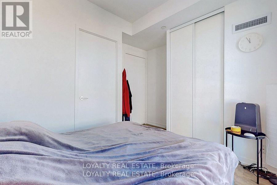 1710 - 5 Buttermill Avenue, Vaughan, Ontario  L4K 0J5 - Photo 24 - N12456913