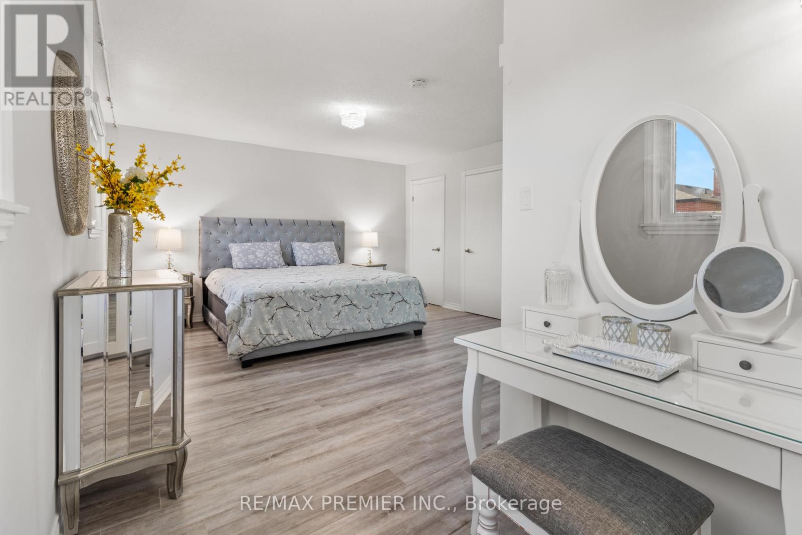 91 Misty Meadow Drive, Vaughan, Ontario  L4L 3X1 - Photo 20 - N12456937