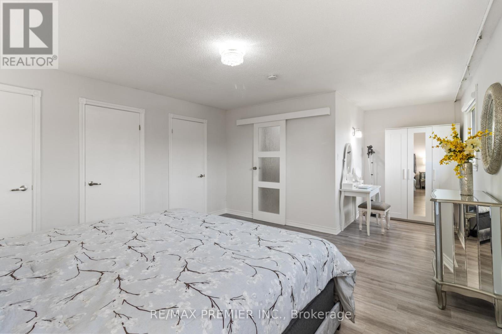 91 Misty Meadow Drive, Vaughan, Ontario  L4L 3X1 - Photo 21 - N12456937