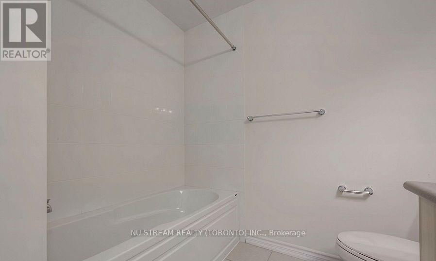 10 Mah Wat Lane, Whitchurch-Stouffville, Ontario  L4A 1Y1 - Photo 18 - N12456941