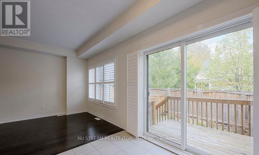 10 Mah Wat Lane, Whitchurch-Stouffville, Ontario  L4A 1Y1 - Photo 8 - N12456941