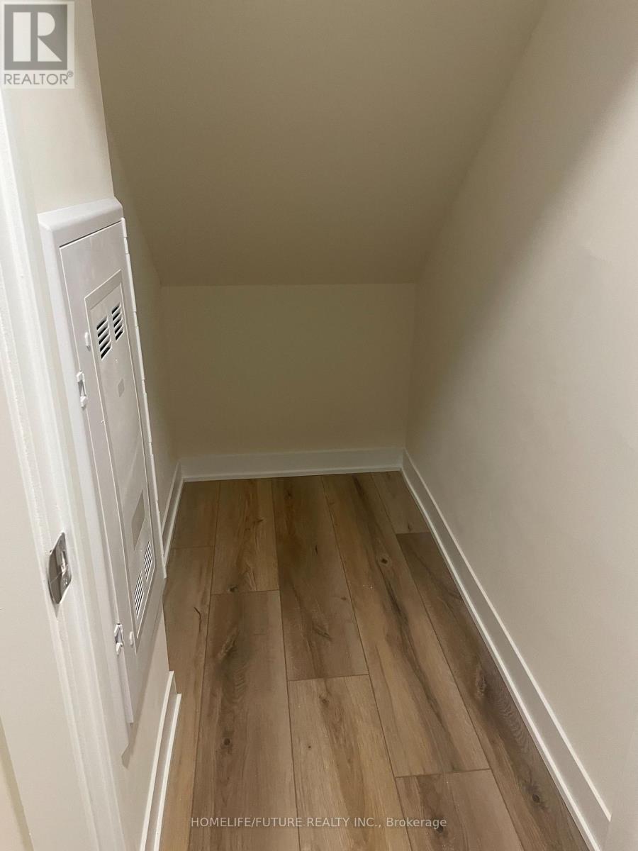 207 - 1695 Dersan Street, Pickering, Ontario  L1X 0S9 - Photo 5 - E12456718