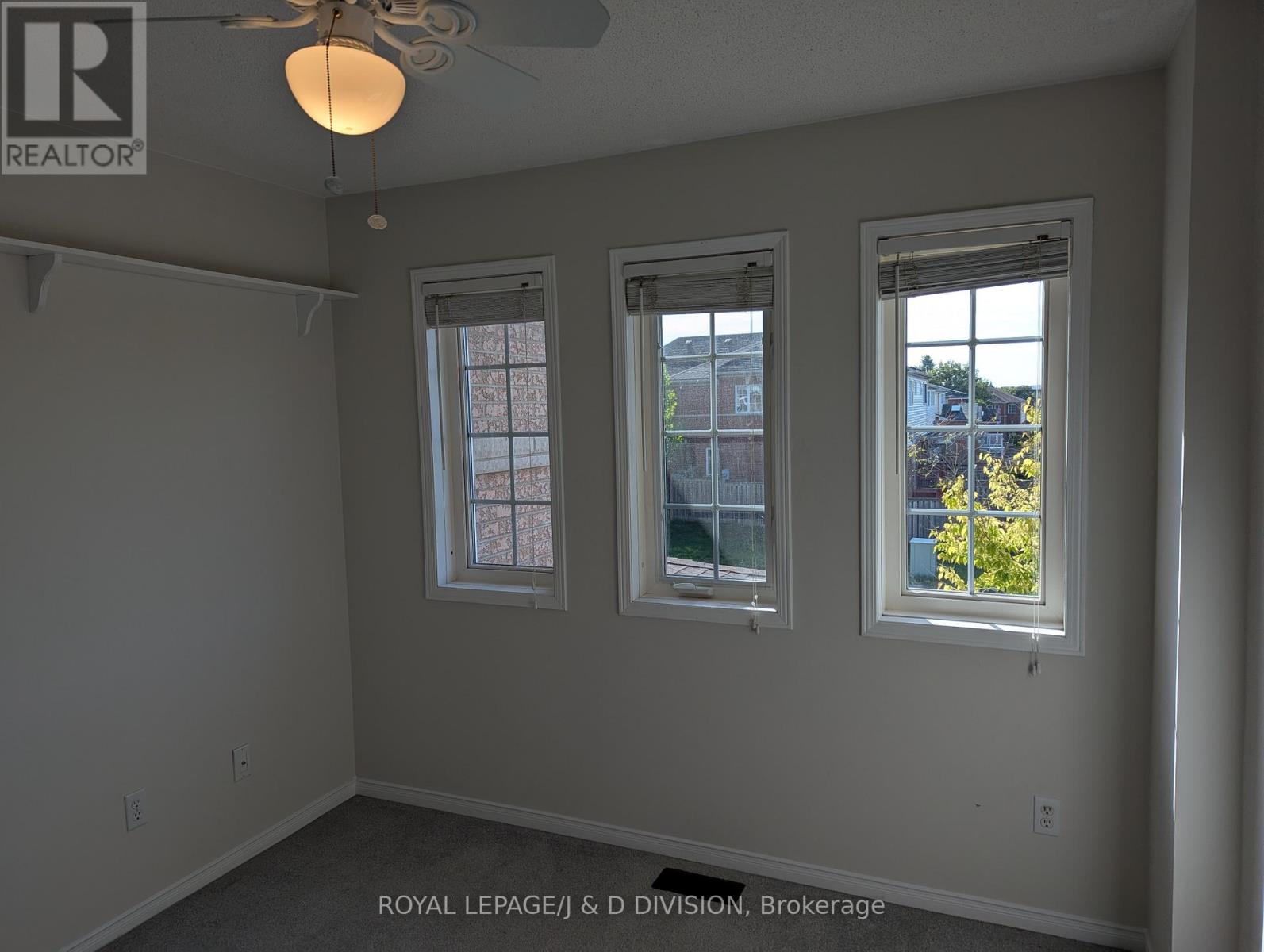 554 Heddle Crescent, Newmarket, Ontario  L3X 2K7 - Photo 24 - N12456183