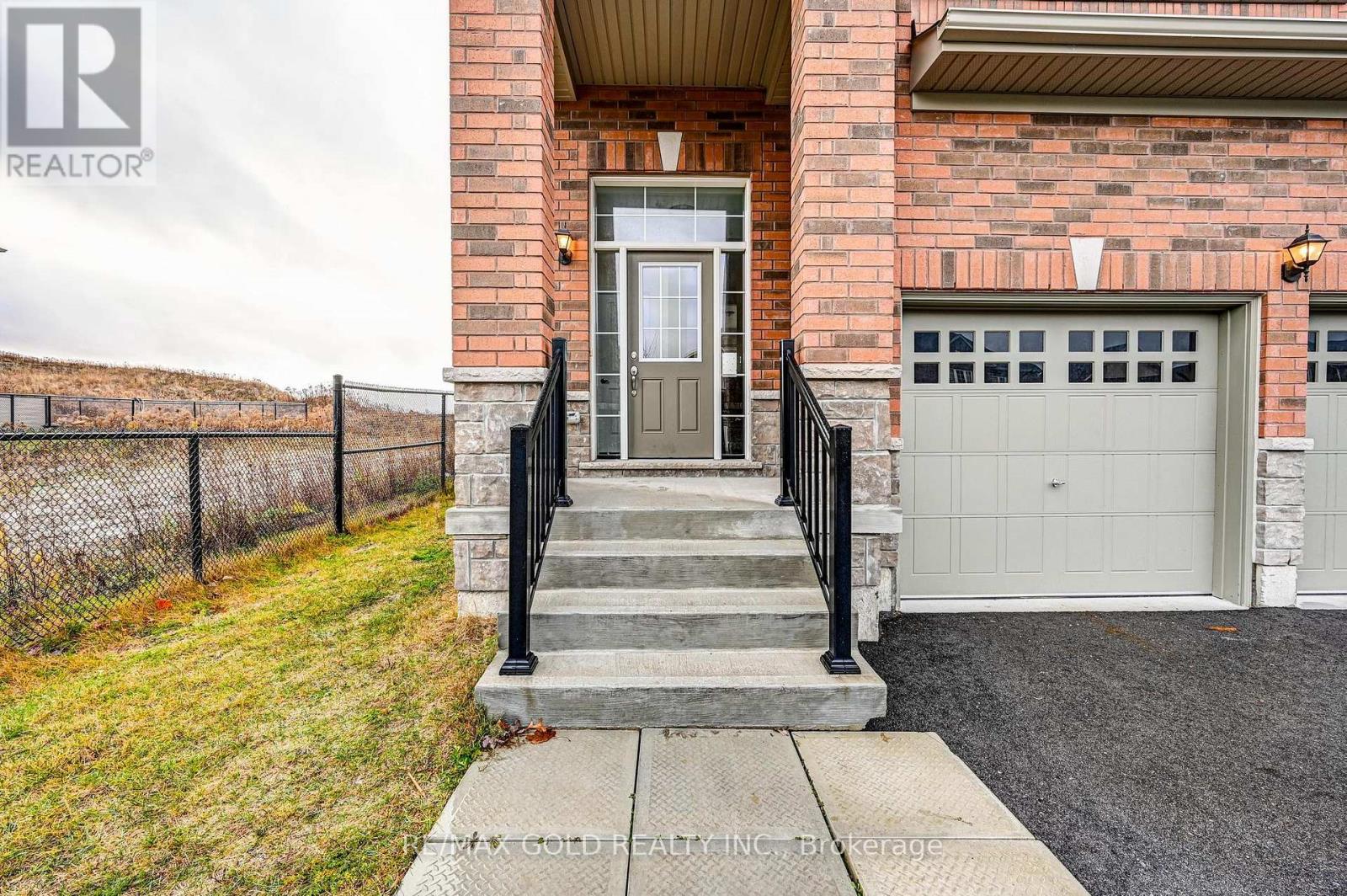 84 Atlantis Drive W, Orillia, Ontario  L3V 8L4 - Photo 5 - S12456892