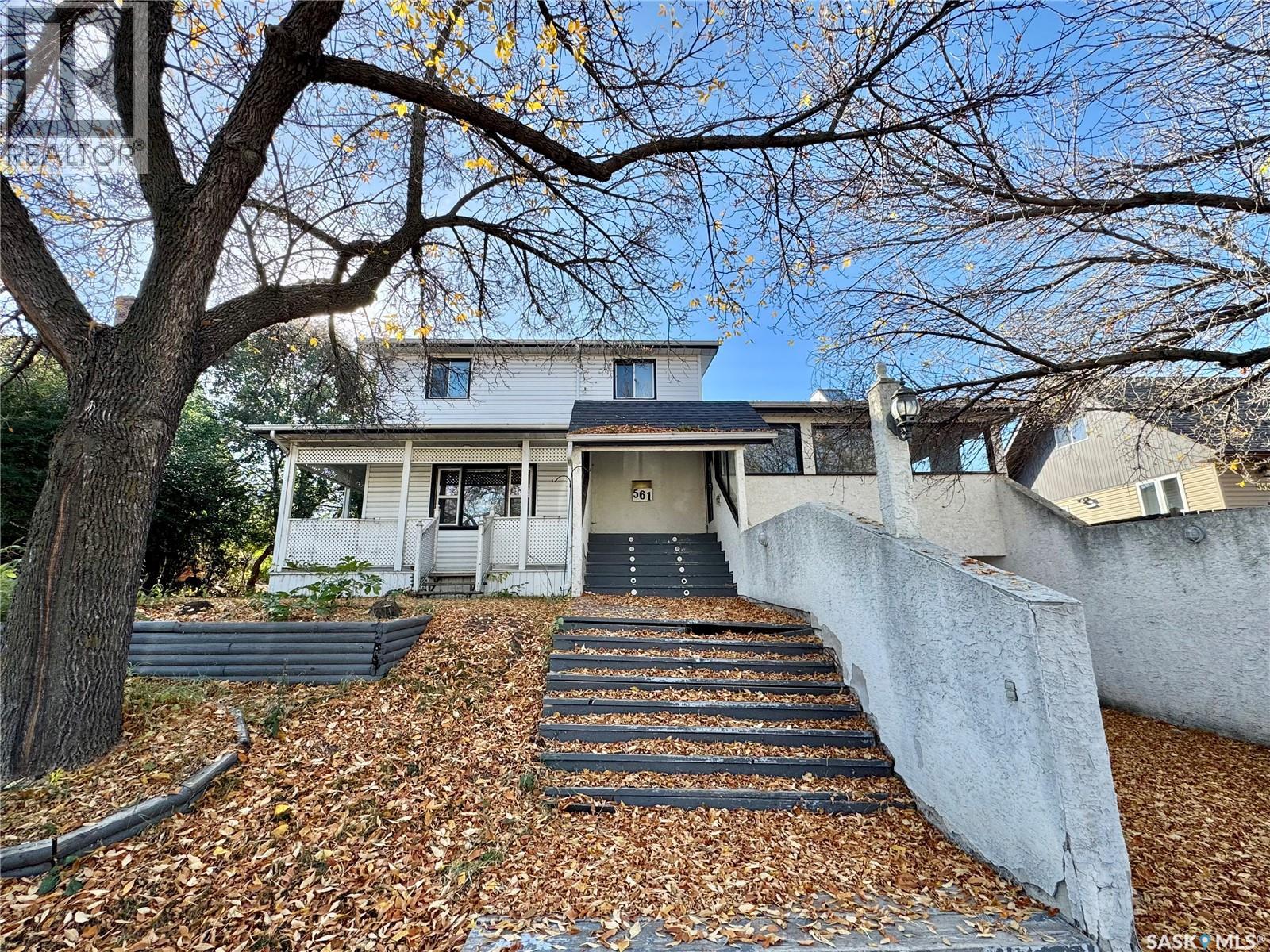 561 19th STREET E, Prince Albert, Saskatchewan