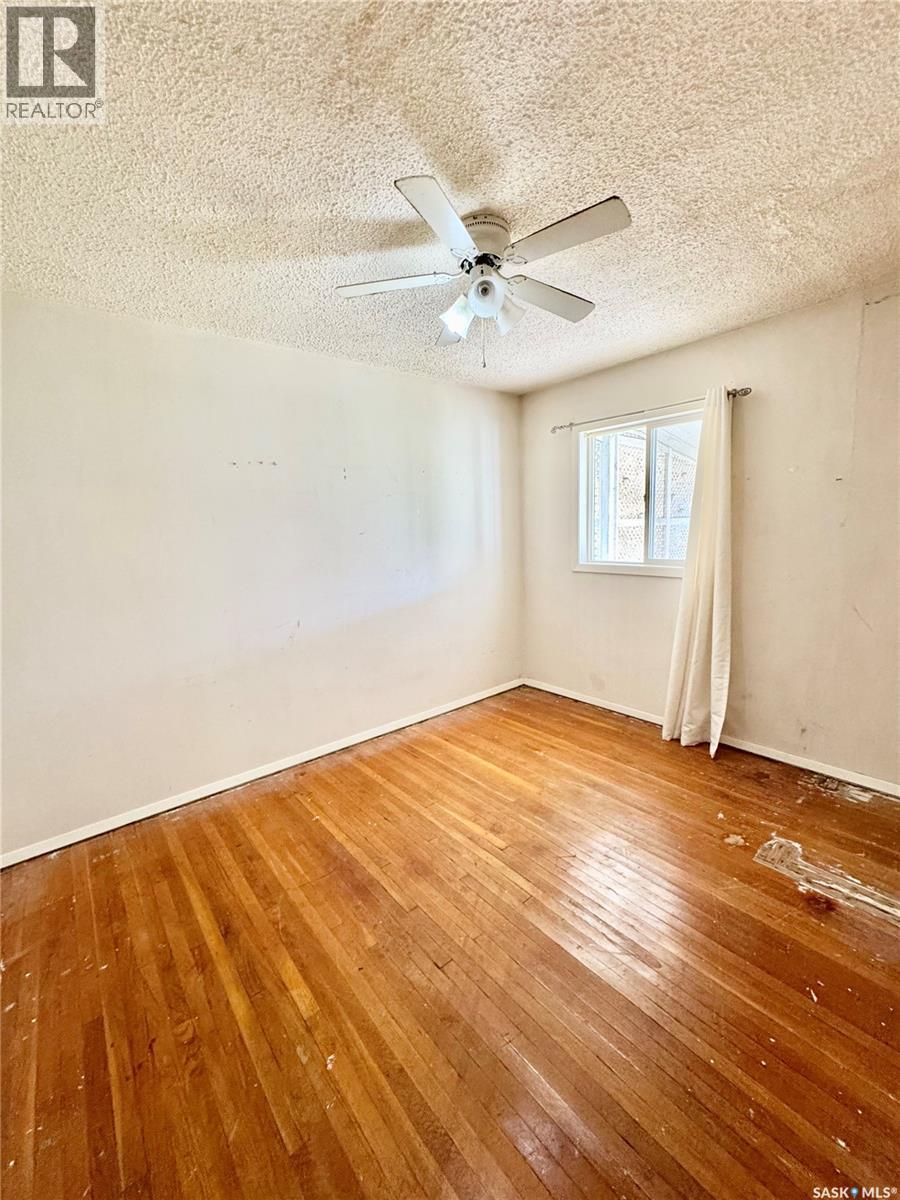 561 19th Street E, Prince Albert, Saskatchewan  S6V 1K3 - Photo 8 - SK020634