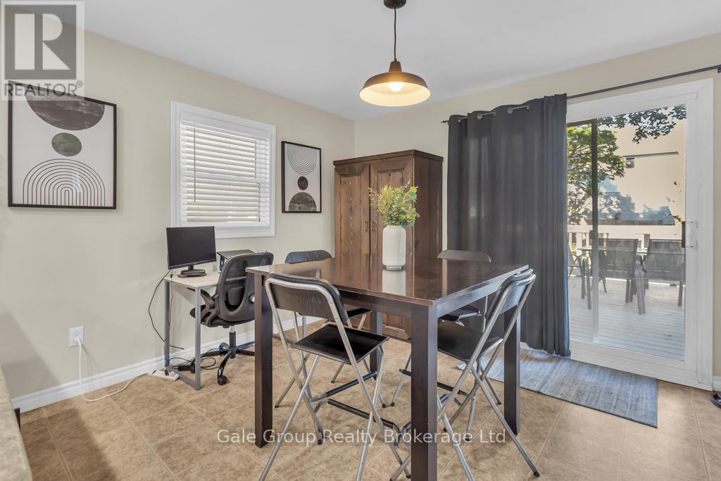 17 Arthur Street, Woodstock, Ontario  N4S 7G9 - Photo 4 - X12456945