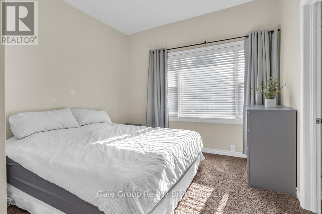 17 Arthur Street, Woodstock, Ontario  N4S 7G9 - Photo 9 - X12456945