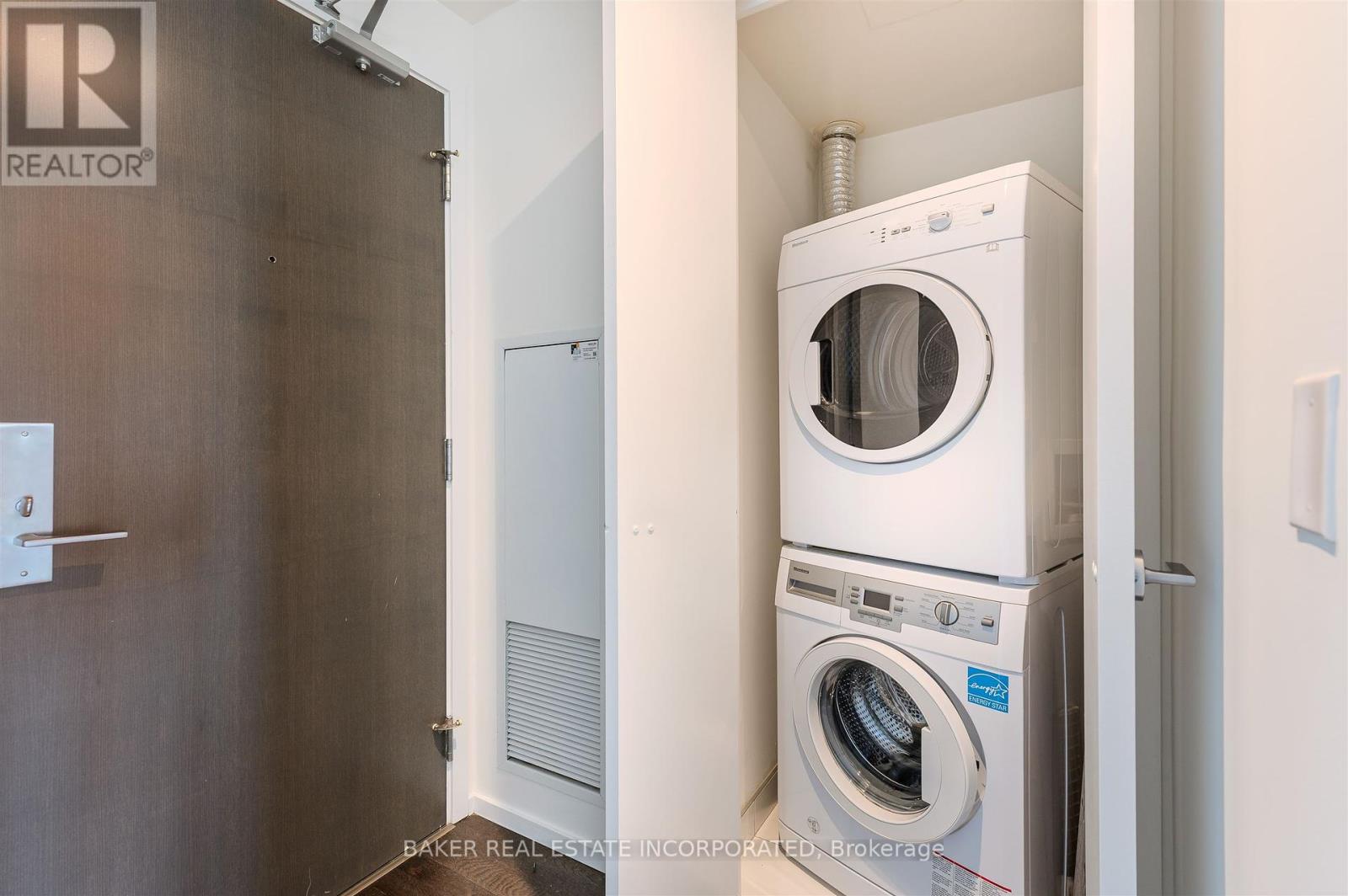 2103 - 101 Charles Street E, Toronto, Ontario  M4Y 0A9 - Photo 10 - C12438158