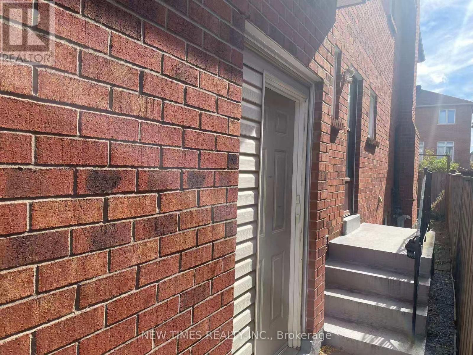 19 Coverdale Crescent, Toronto, Ontario  M1V 2S6 - Photo 12 - E12343726