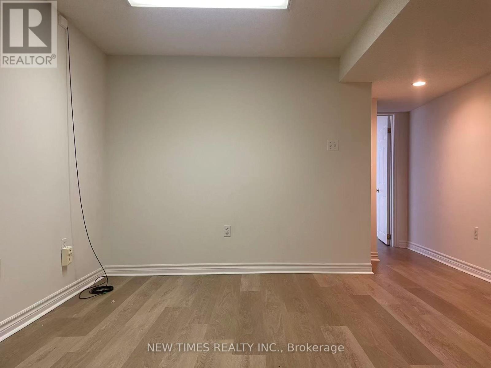 19 Coverdale Crescent, Toronto, Ontario  M1V 2S6 - Photo 5 - E12343726