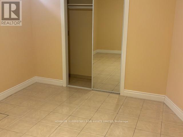 37 Cabinet Crescent, Vaughan, Ontario  L4L 6H9 - Photo 4 - N12455343