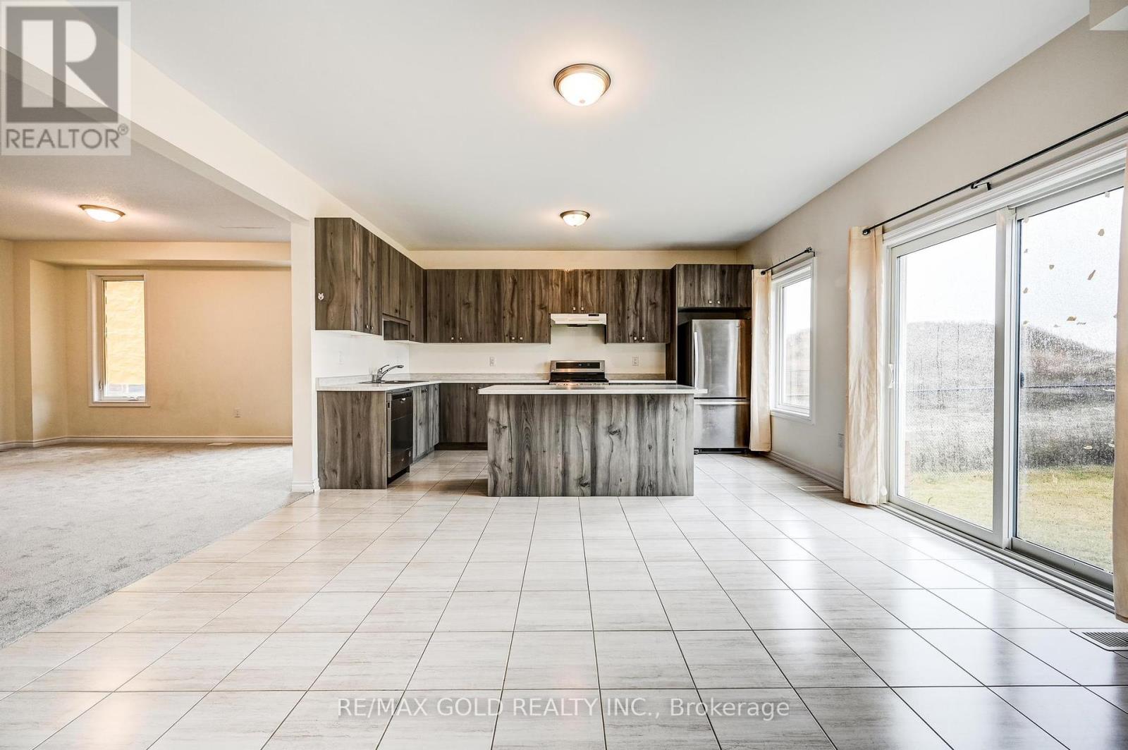 84 Atlantis Drive W, Orillia, Ontario  L3V 8L4 - Photo 11 - S12456892