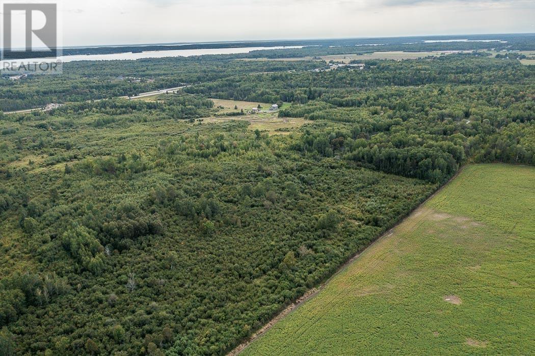 3064 Government Rd, Whole Package, Townships Of Tarbutt, Ontario  P0R 1E0 - Photo 11 - SM252797