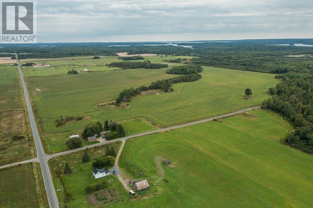 3064 Government Rd, Whole Package, Townships Of Tarbutt, Ontario  P0R 1E0 - Photo 2 - SM252798