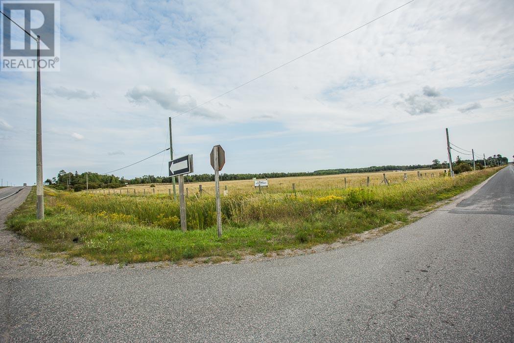 Maclennan Road/hwy 17 Se Corner, Property 5, Township Of Tarbutt, Ontario  P0R 1E0 - Photo 11 - SM252802