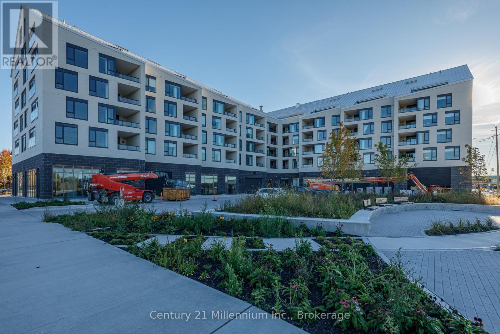 223 - 31 Huron Street, Collingwood, Ontario  L9Y 5T7 - Photo 46 - S12456942