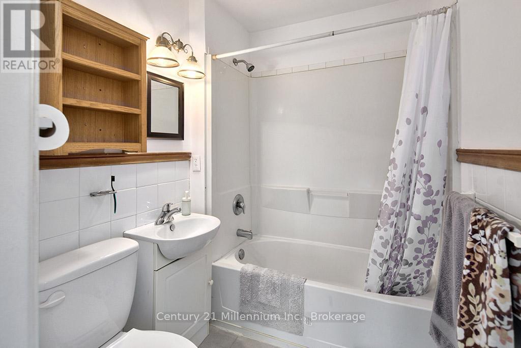 479 Hurontario Street, Collingwood, Ontario  L9Y 2M7 - Photo 17 - S12457009